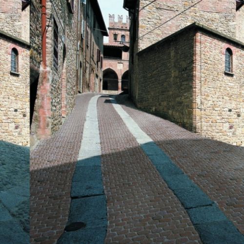 changement de chaussée photo d'un hameau